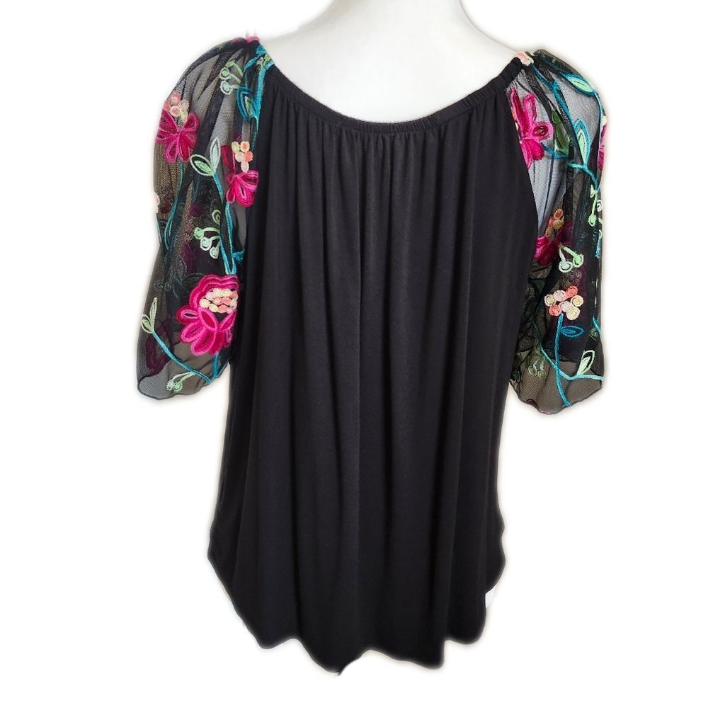 5/$55 Kim & Cami (tags removed) black cotton drapey blouse w/ sheer sleeves, M - Picture 3 of 7